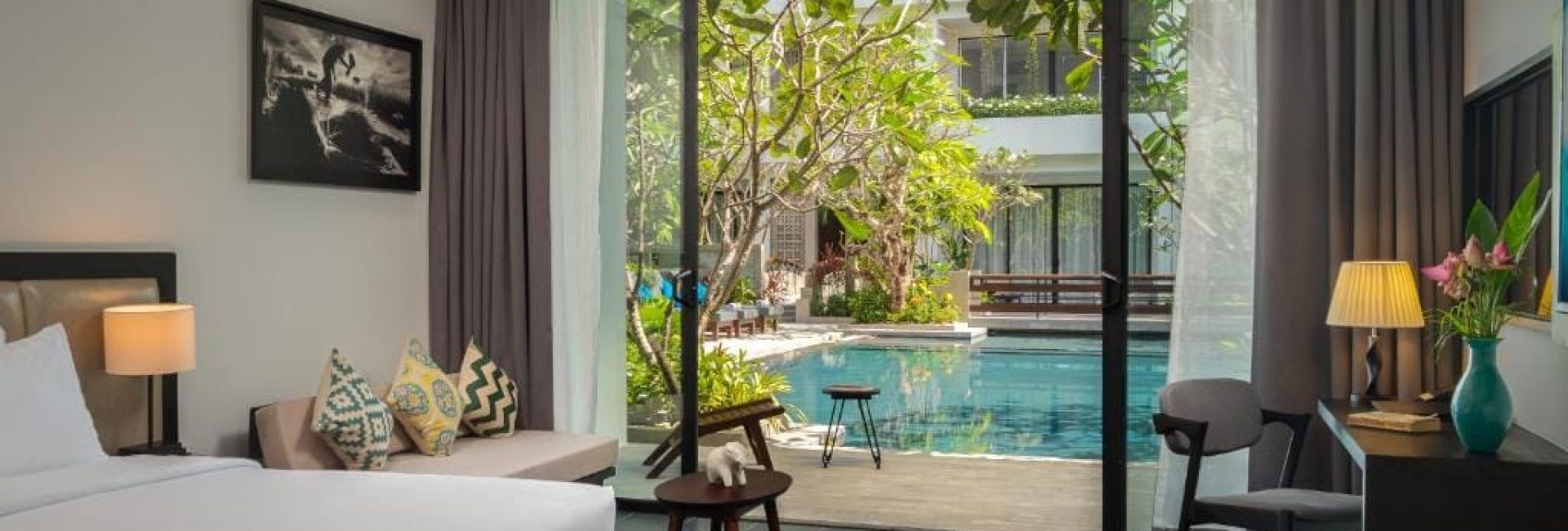 Deluxe Pool Access