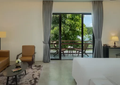Deluxe Triple Room