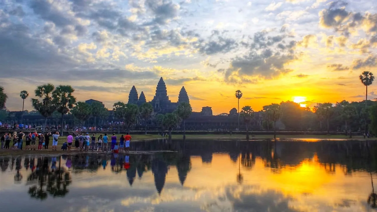 Angkor Wat au lever du soleil : une expérience incontournable à Siem Reap